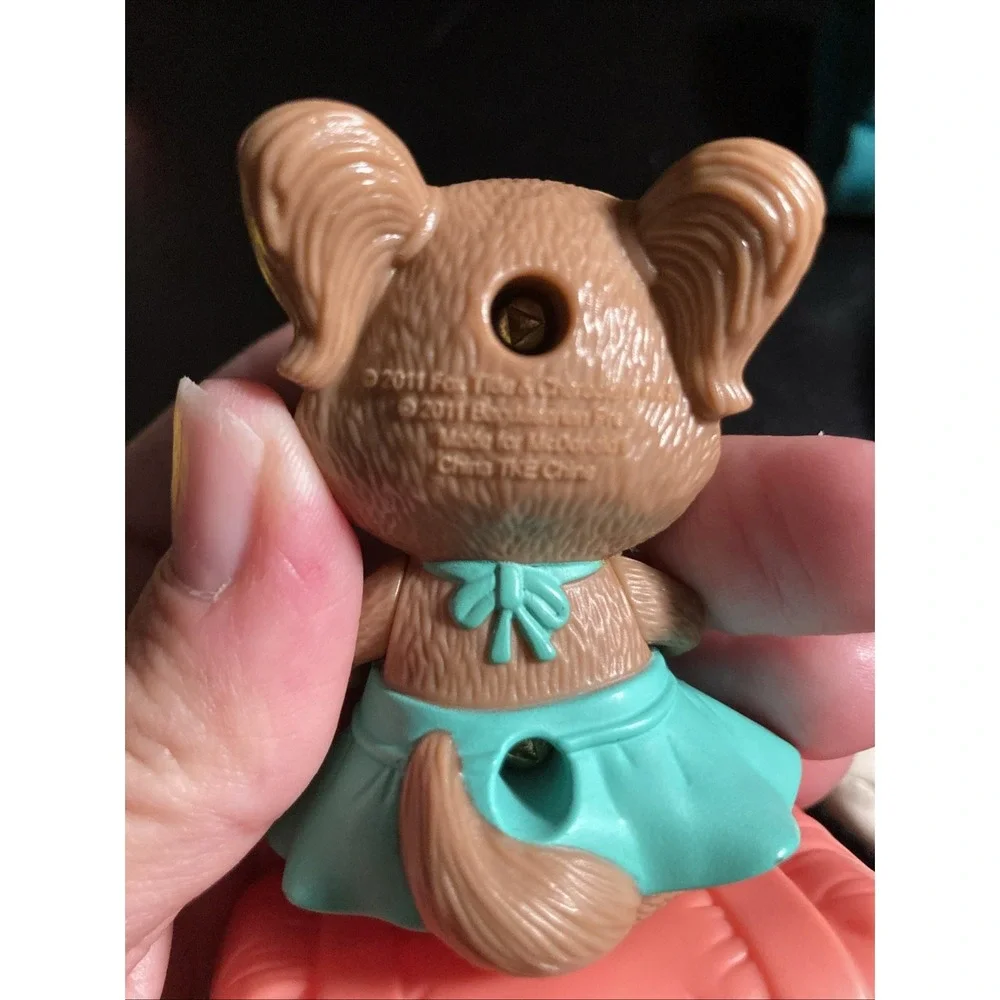 Alvin And The Chipmunks Eleanor McDonald's Happy Meal Toy 2011 - Complete Figure
